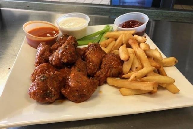 Buffalo Wings (12).